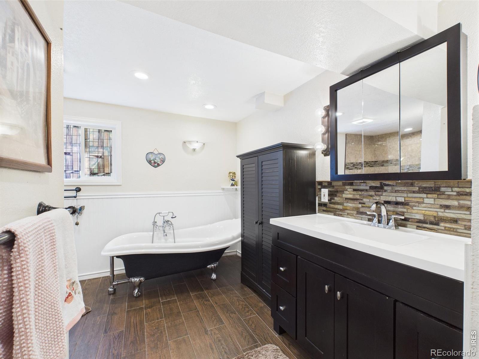 MLS Image #15 for 830  ponderosa court,eaton, Colorado