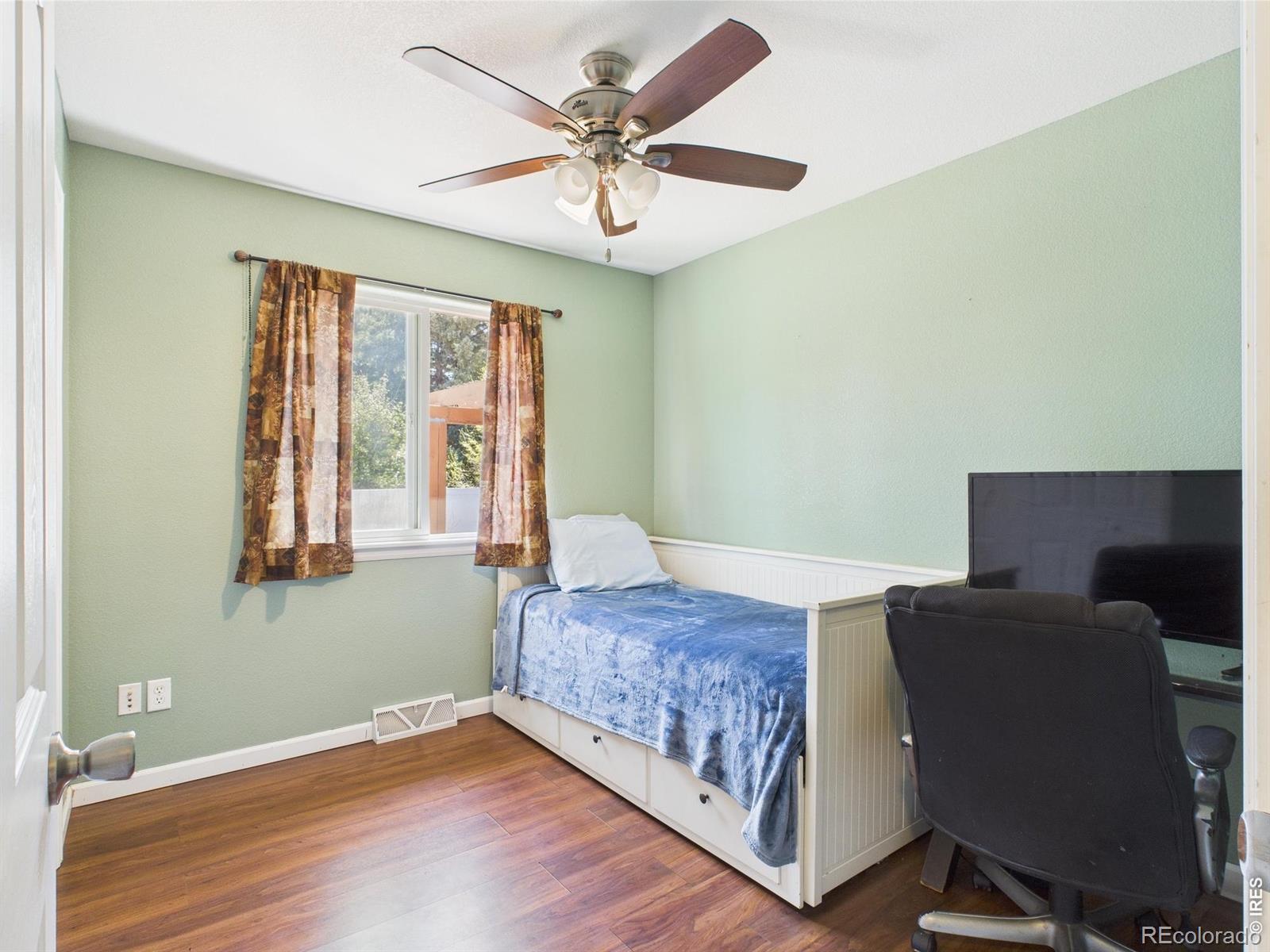 MLS Image #20 for 830  ponderosa court,eaton, Colorado