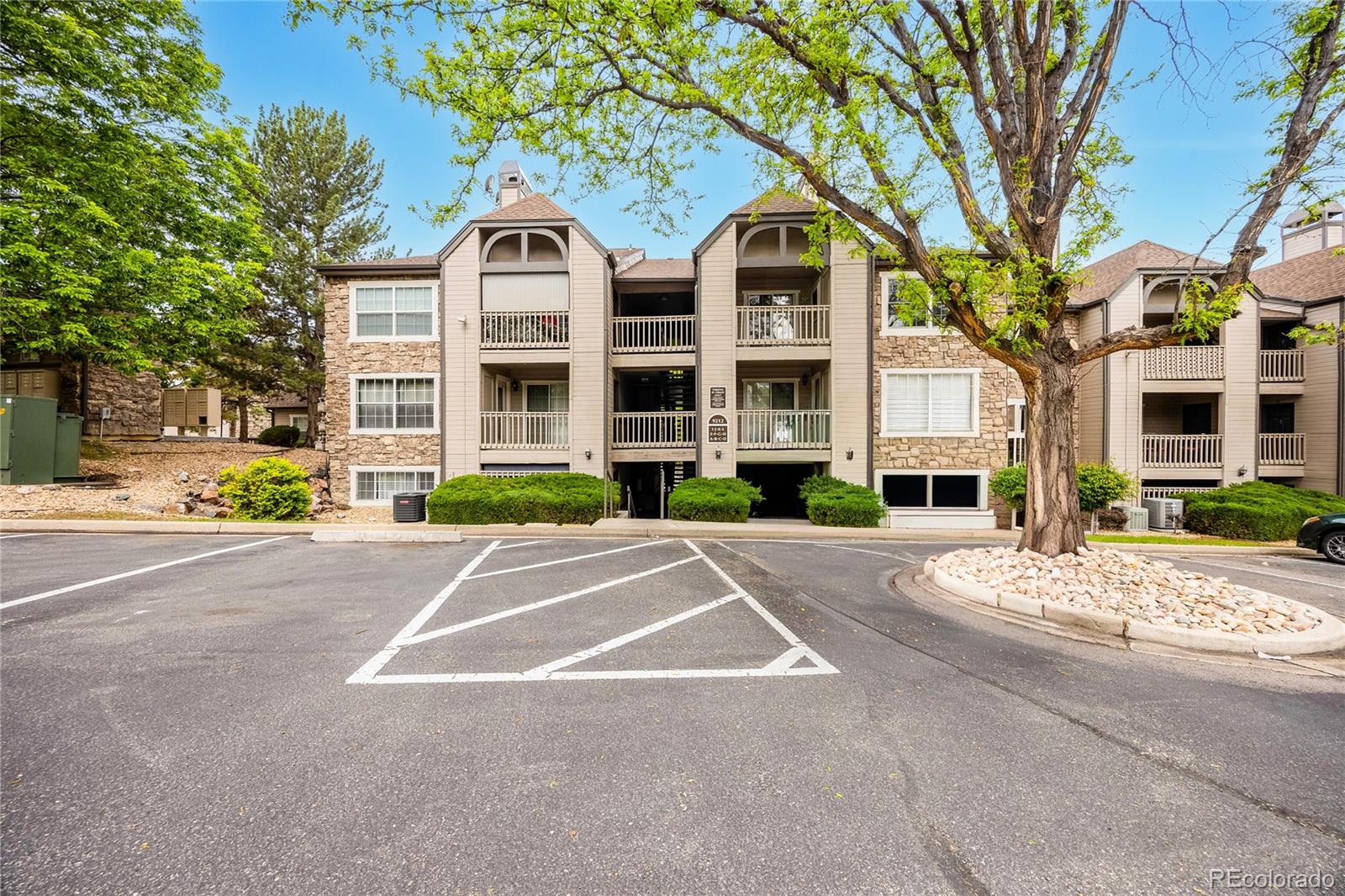 MLS Image #1 for 9212 e arbor circle e,englewood, Colorado