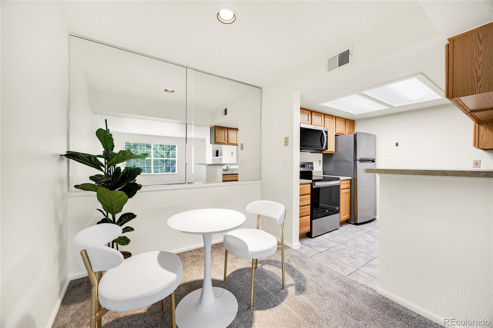 MLS Image #12 for 9212 e arbor circle e,englewood, Colorado