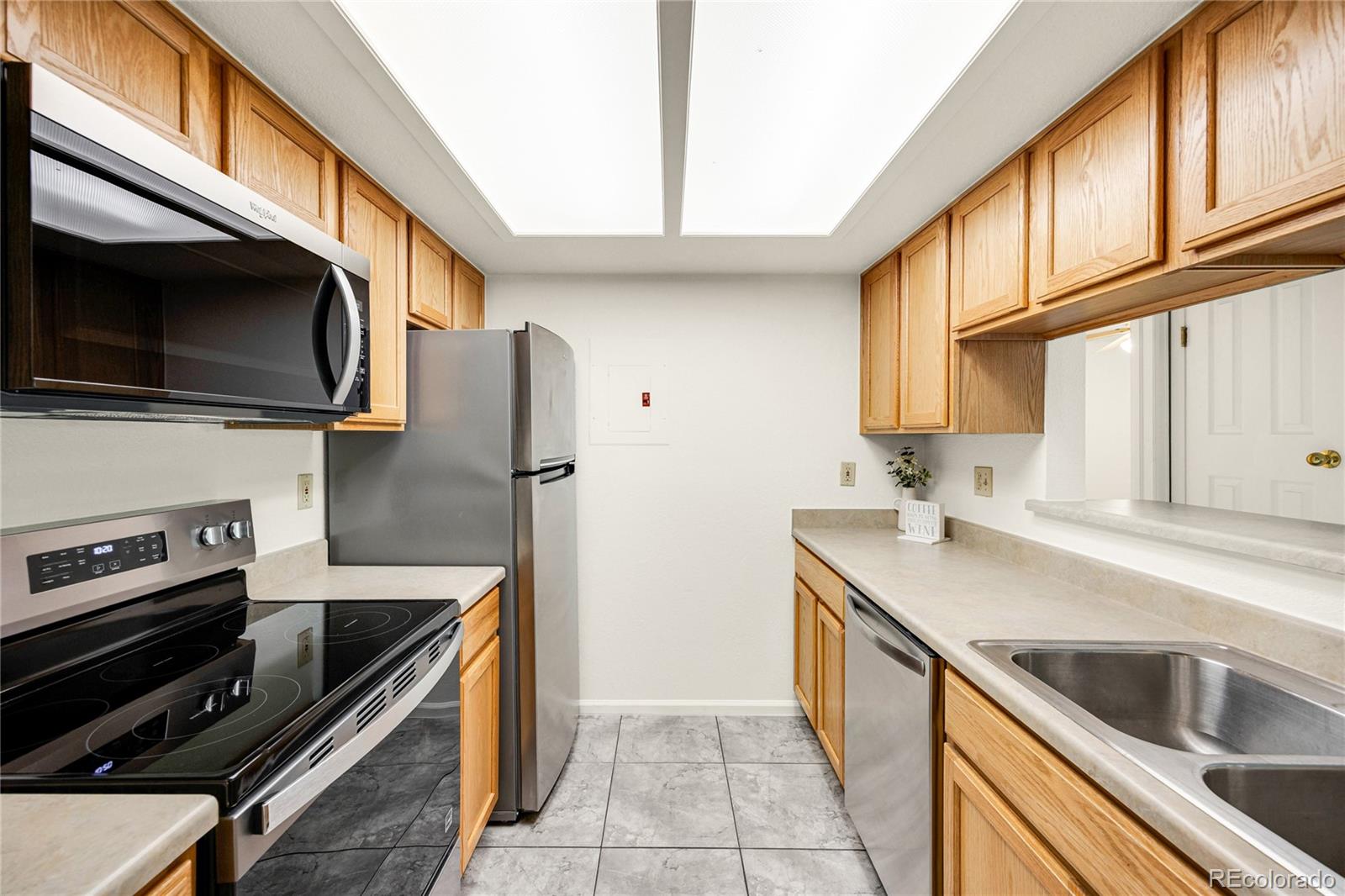MLS Image #15 for 9212 e arbor circle e,englewood, Colorado