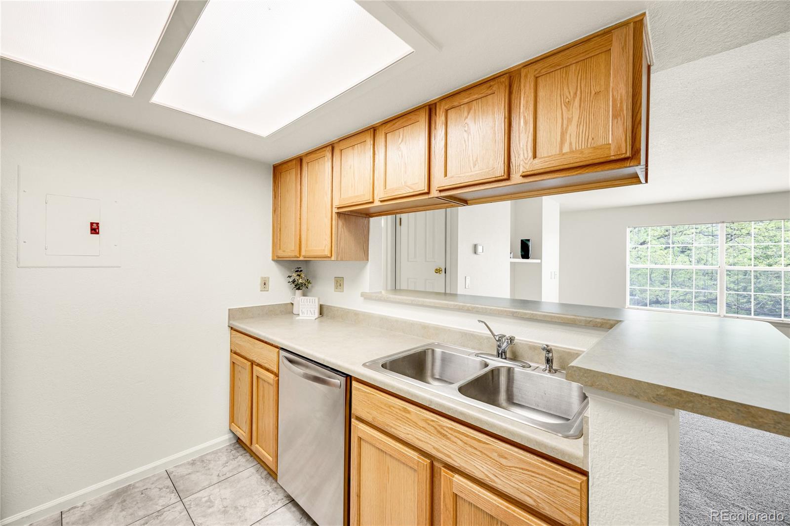 MLS Image #16 for 9212 e arbor circle e,englewood, Colorado
