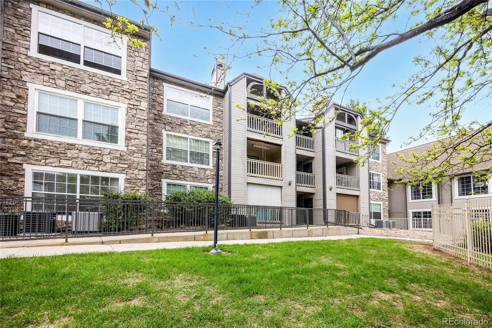 MLS Image #27 for 9212 e arbor circle e,englewood, Colorado