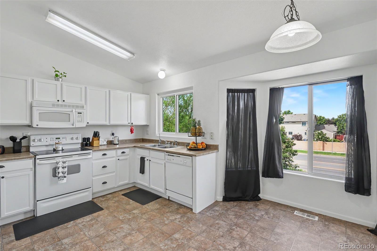 MLS Image #41 for 8318  silver glen drive,fountain, Colorado
