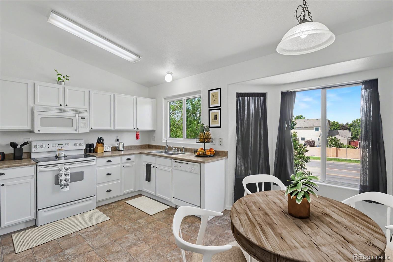 MLS Image #9 for 8318  silver glen drive,fountain, Colorado