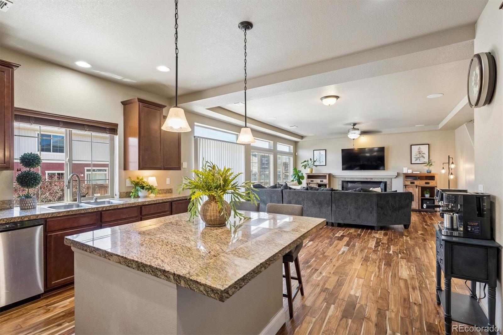 MLS Image #12 for 4805 s catawba street,aurora, Colorado