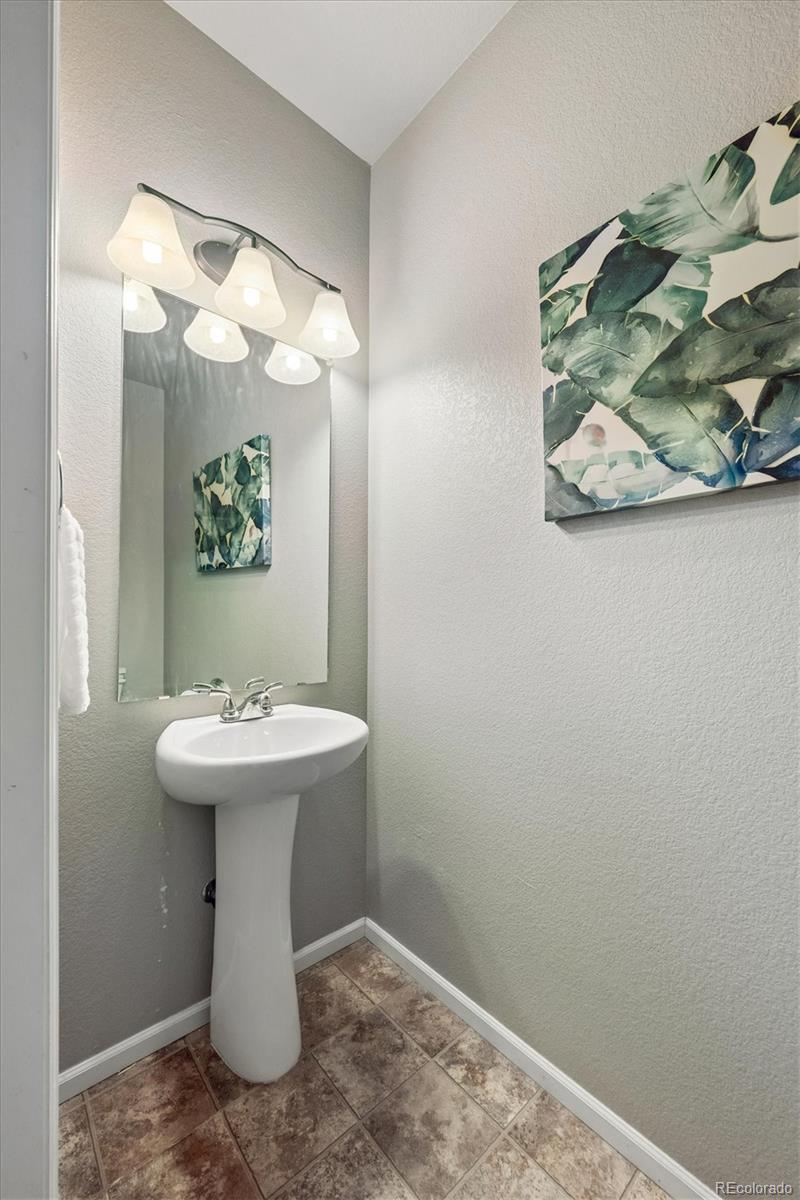 MLS Image #14 for 4805 s catawba street,aurora, Colorado