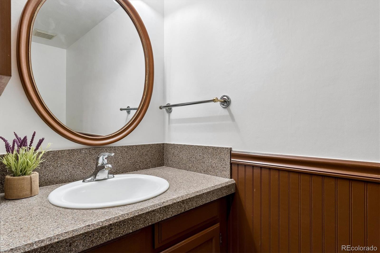 MLS Image #10 for 2763 w long drive b,littleton, Colorado