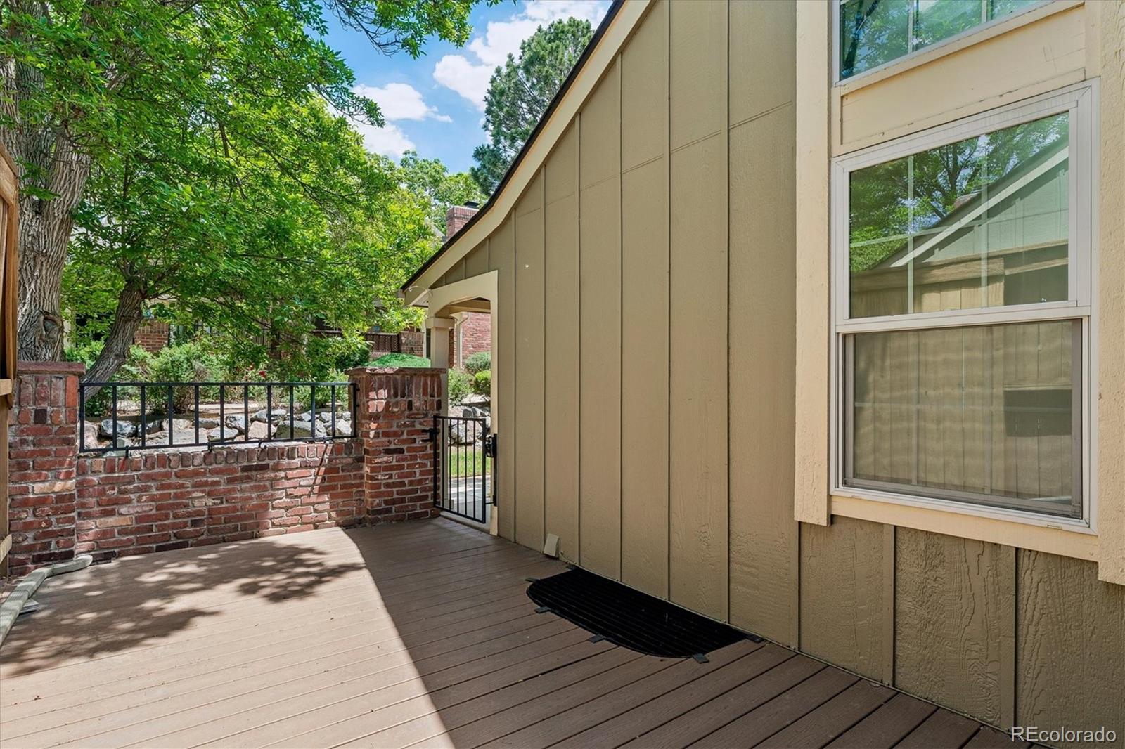 MLS Image #2 for 2763 w long drive b,littleton, Colorado