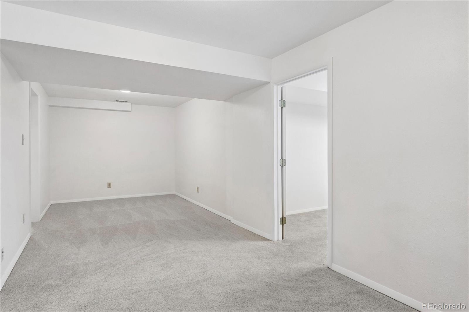 MLS Image #20 for 2763 w long drive b,littleton, Colorado