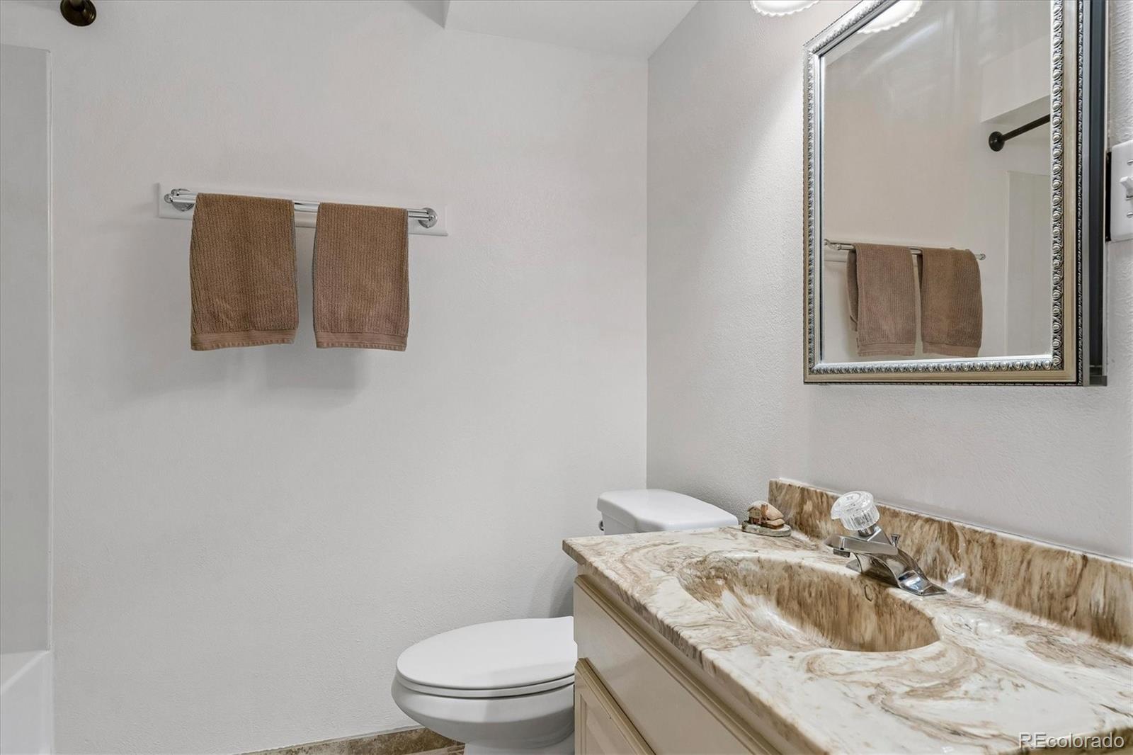 MLS Image #21 for 2763 w long drive b,littleton, Colorado