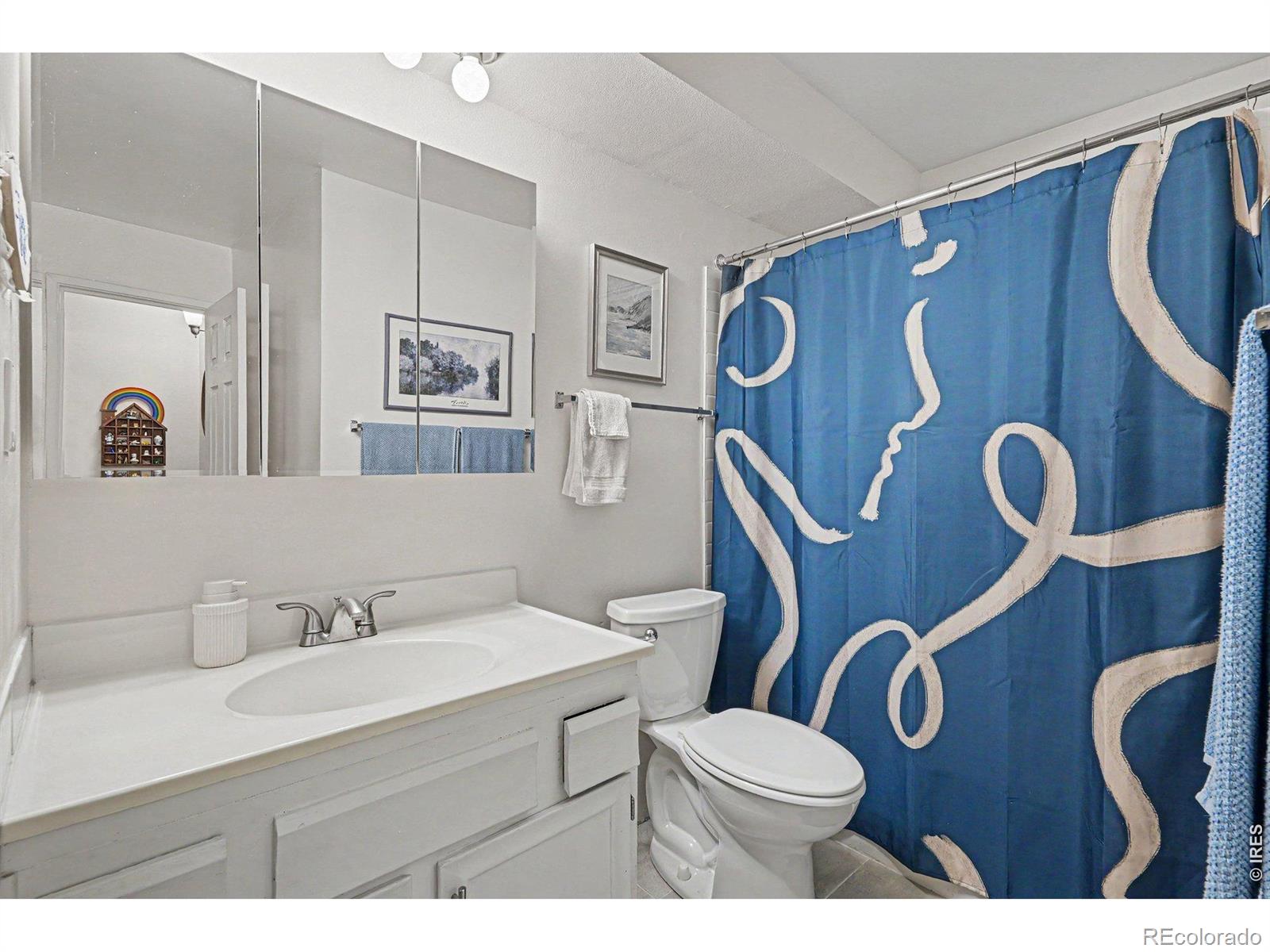MLS Image #15 for 3460 s poplar street 106,denver, Colorado