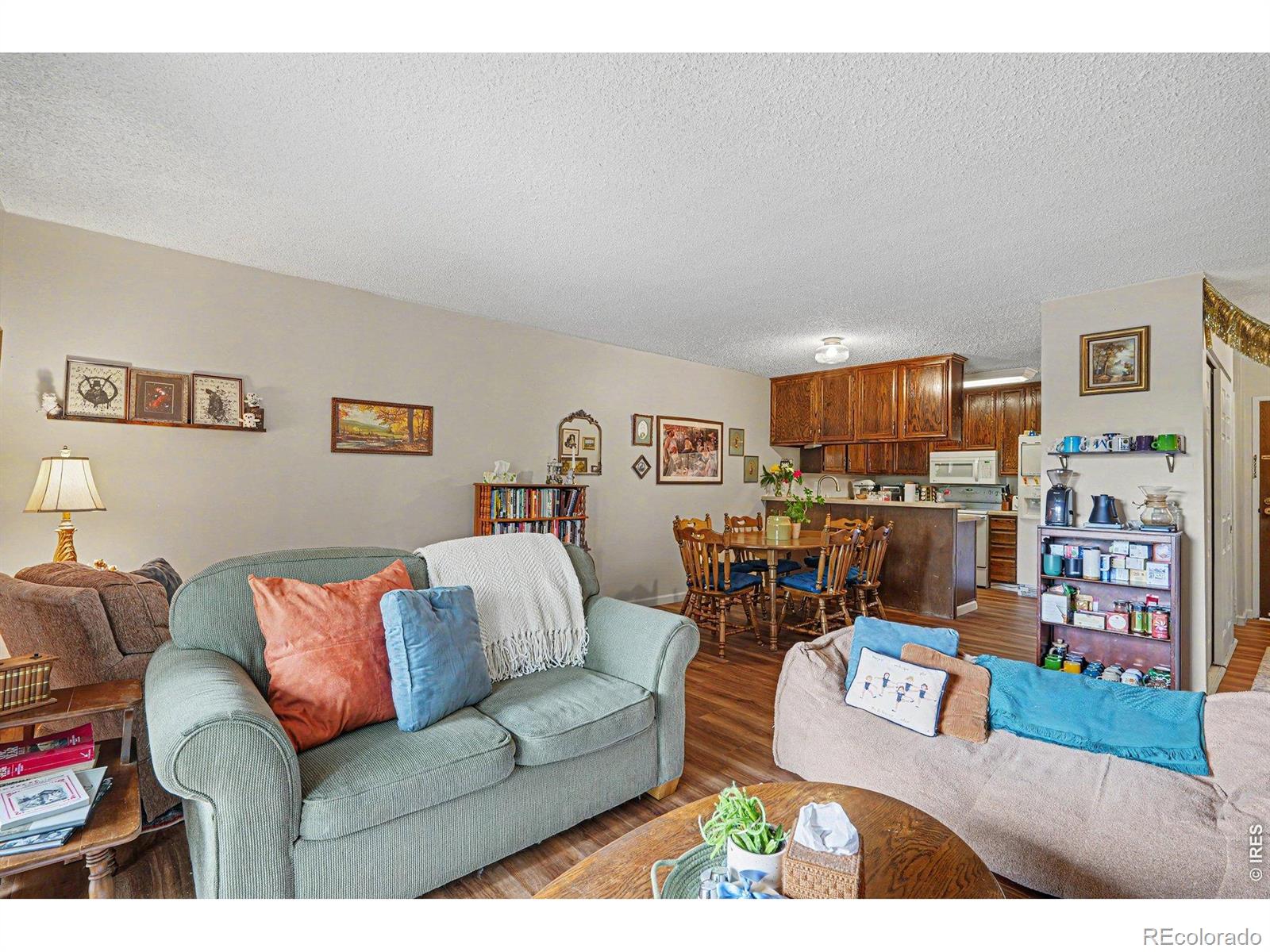 MLS Image #4 for 3460 s poplar street 106,denver, Colorado