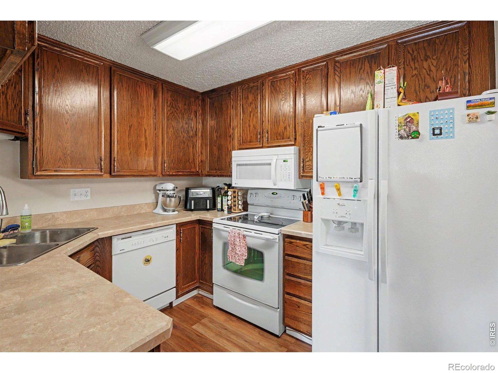 MLS Image #9 for 3460 s poplar street 106,denver, Colorado