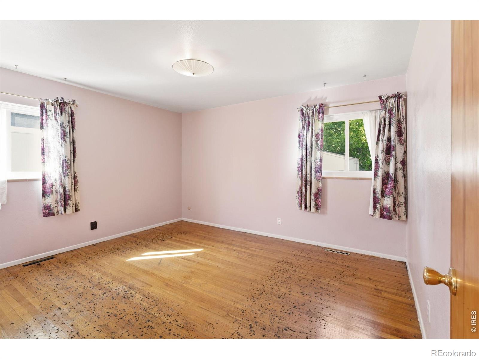MLS Image #18 for 1041  montview road,fort collins, Colorado