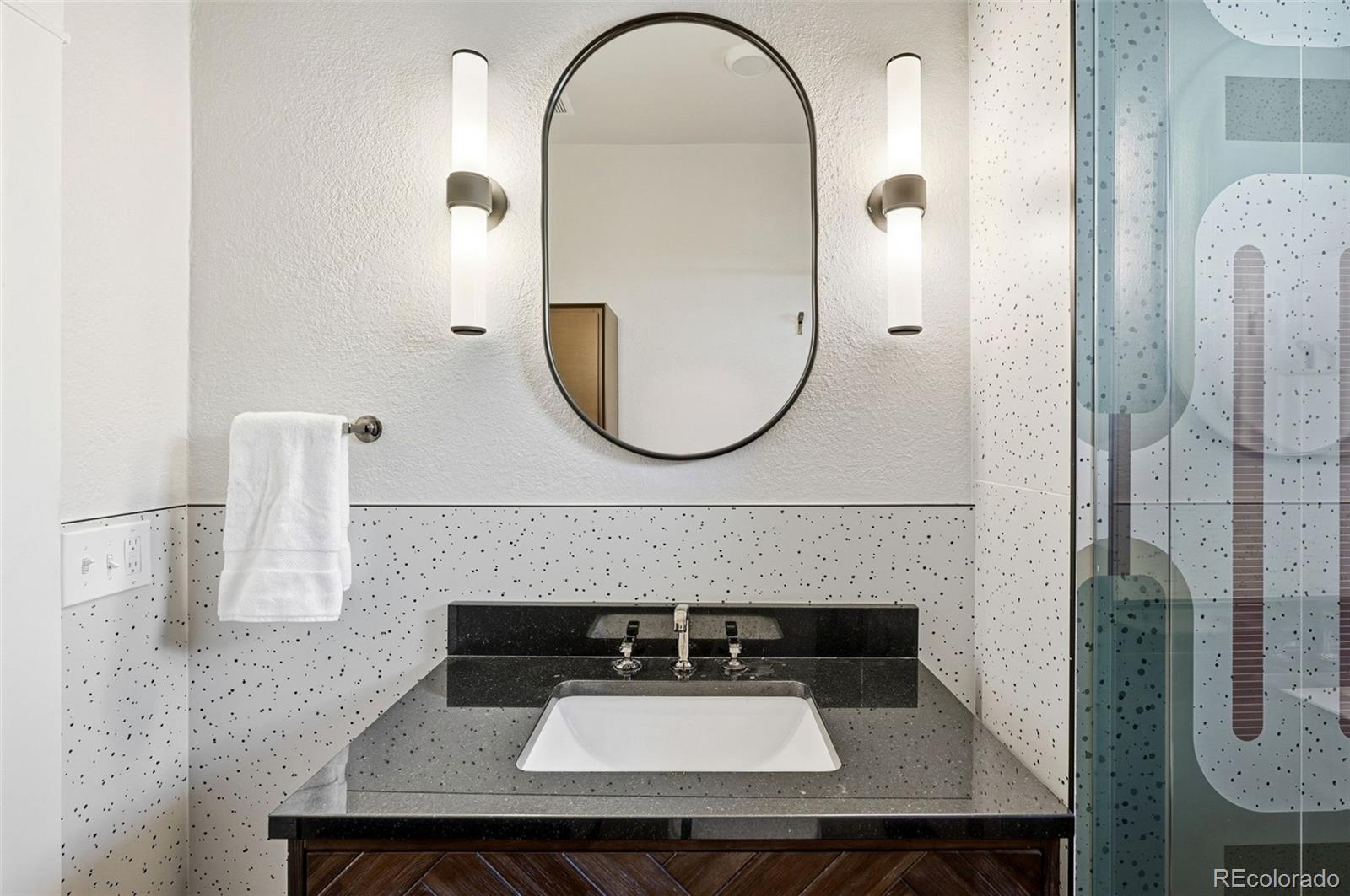 MLS Image #20 for 2065  holly street,denver, Colorado