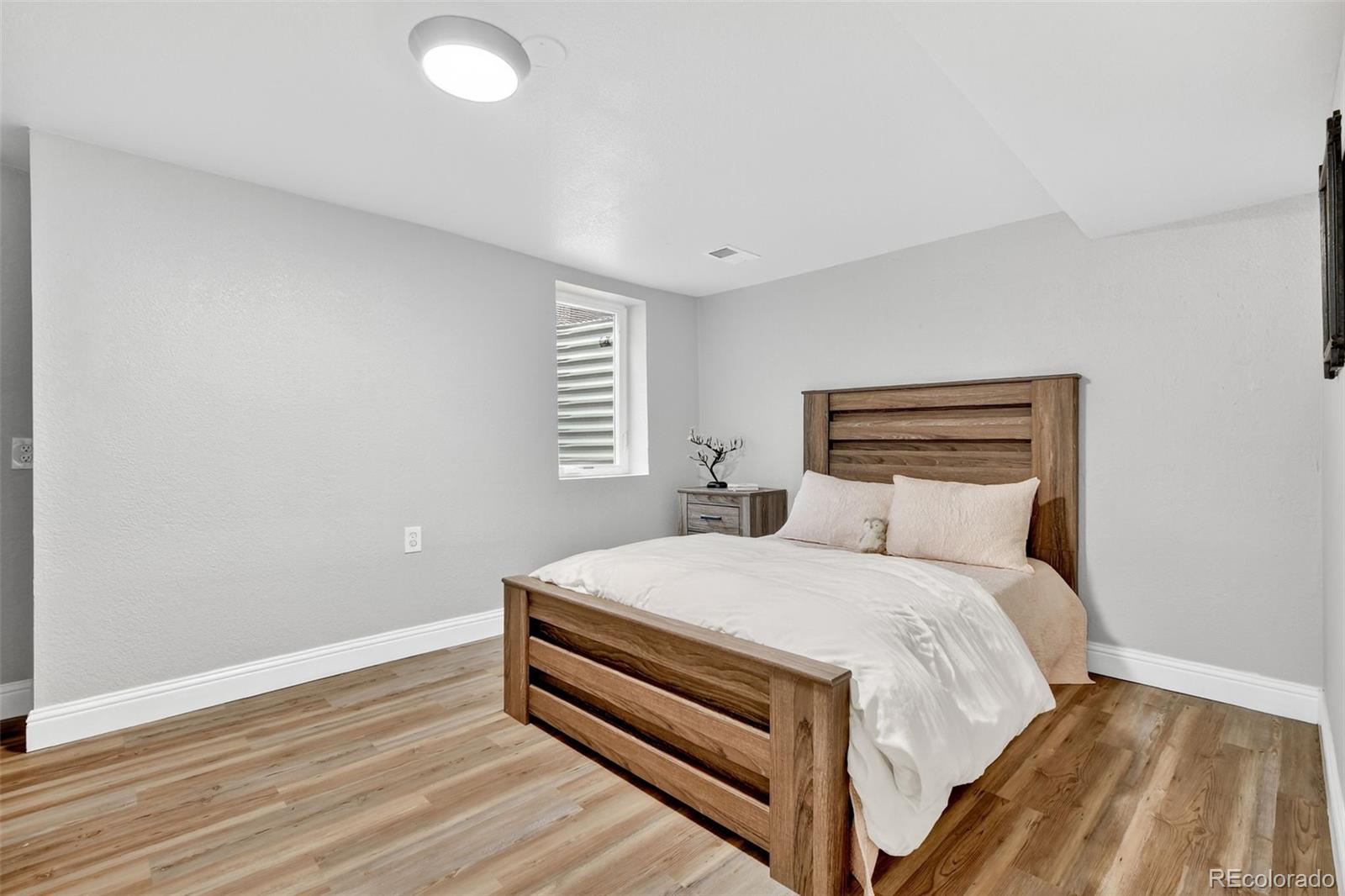 MLS Image #30 for 2065  holly street,denver, Colorado