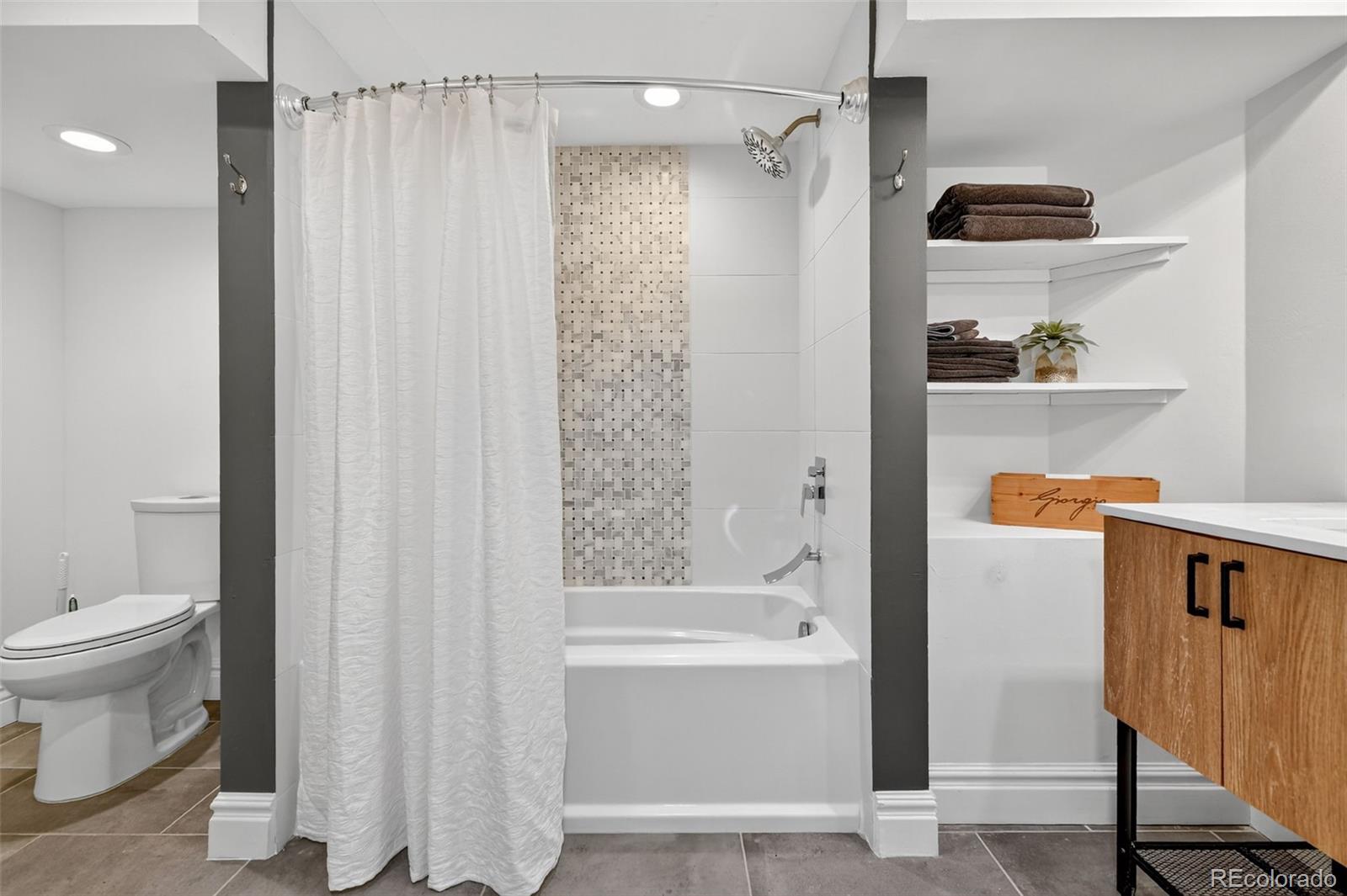 MLS Image #34 for 2065  holly street,denver, Colorado