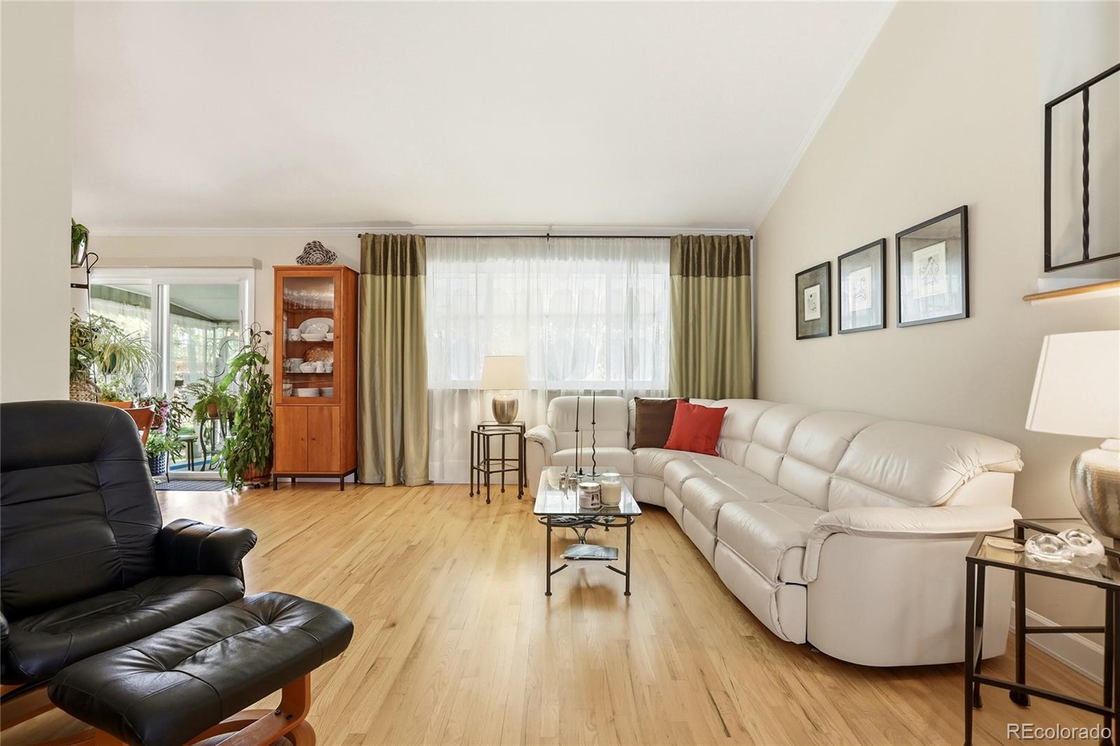 MLS Image #3 for 12946 e 2nd avenue,aurora, Colorado
