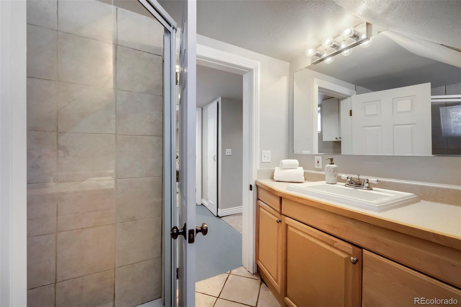 MLS Image #18 for 205 n washington street,denver, Colorado