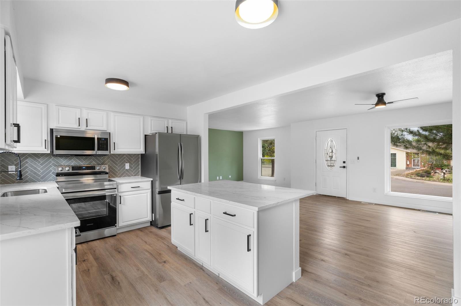 MLS Image #9 for 15974 e baltic place,aurora, Colorado
