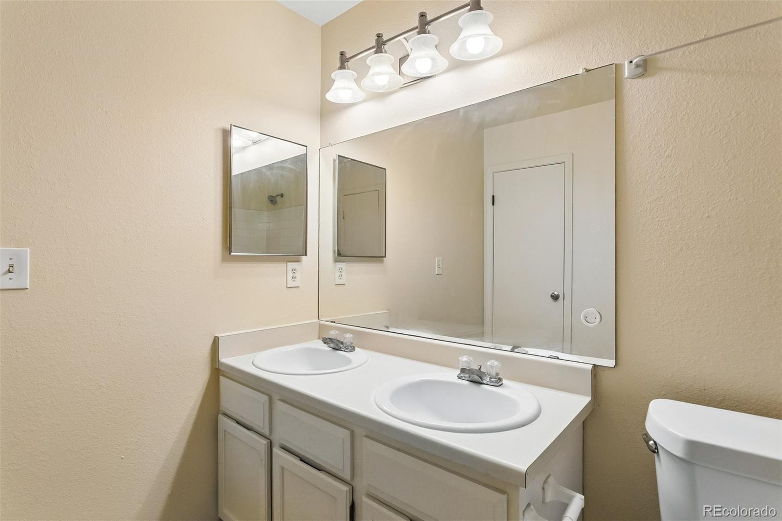 MLS Image #19 for 7474 e arkansas avenue,denver, Colorado