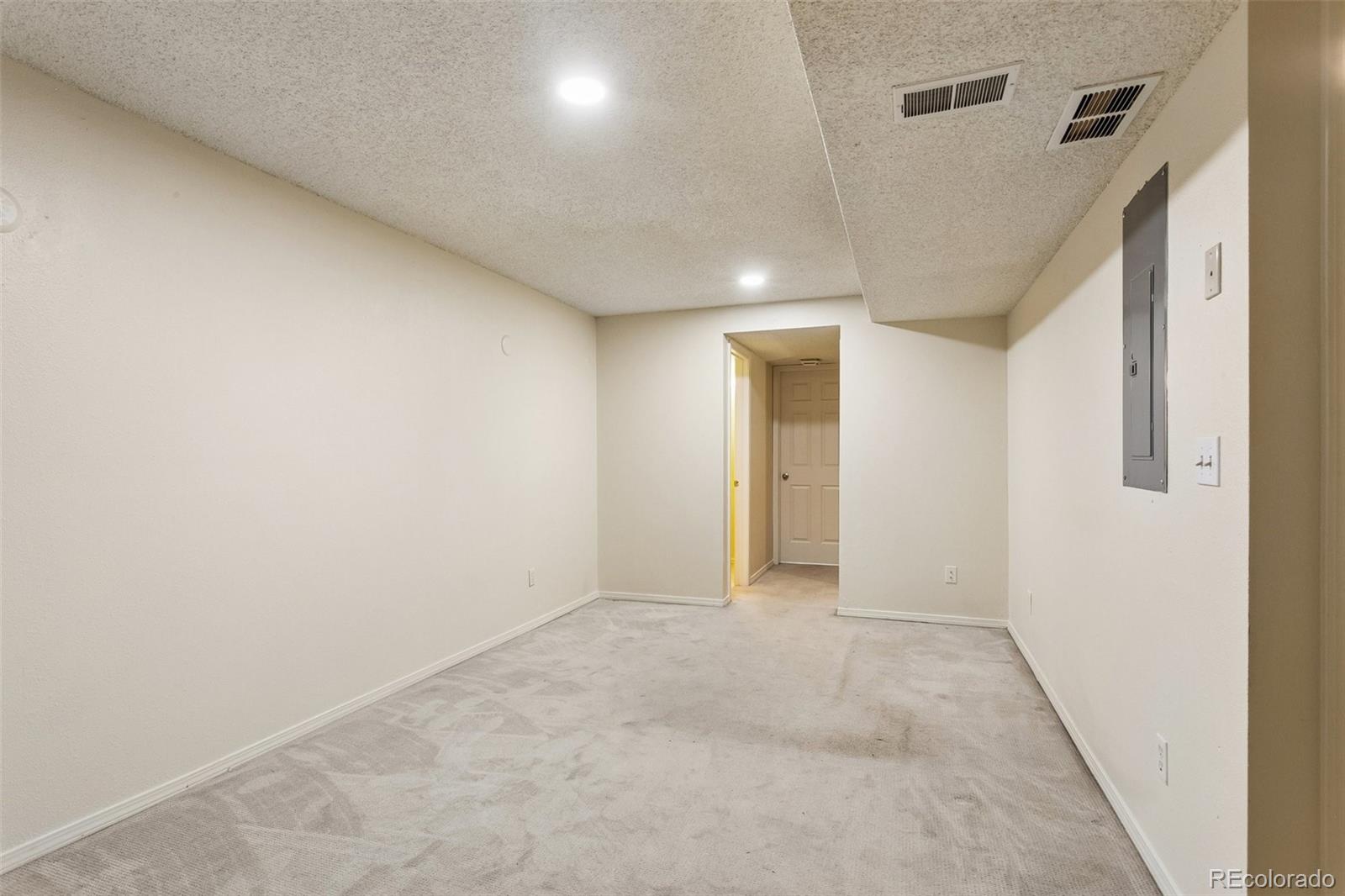 MLS Image #23 for 7474 e arkansas avenue,denver, Colorado