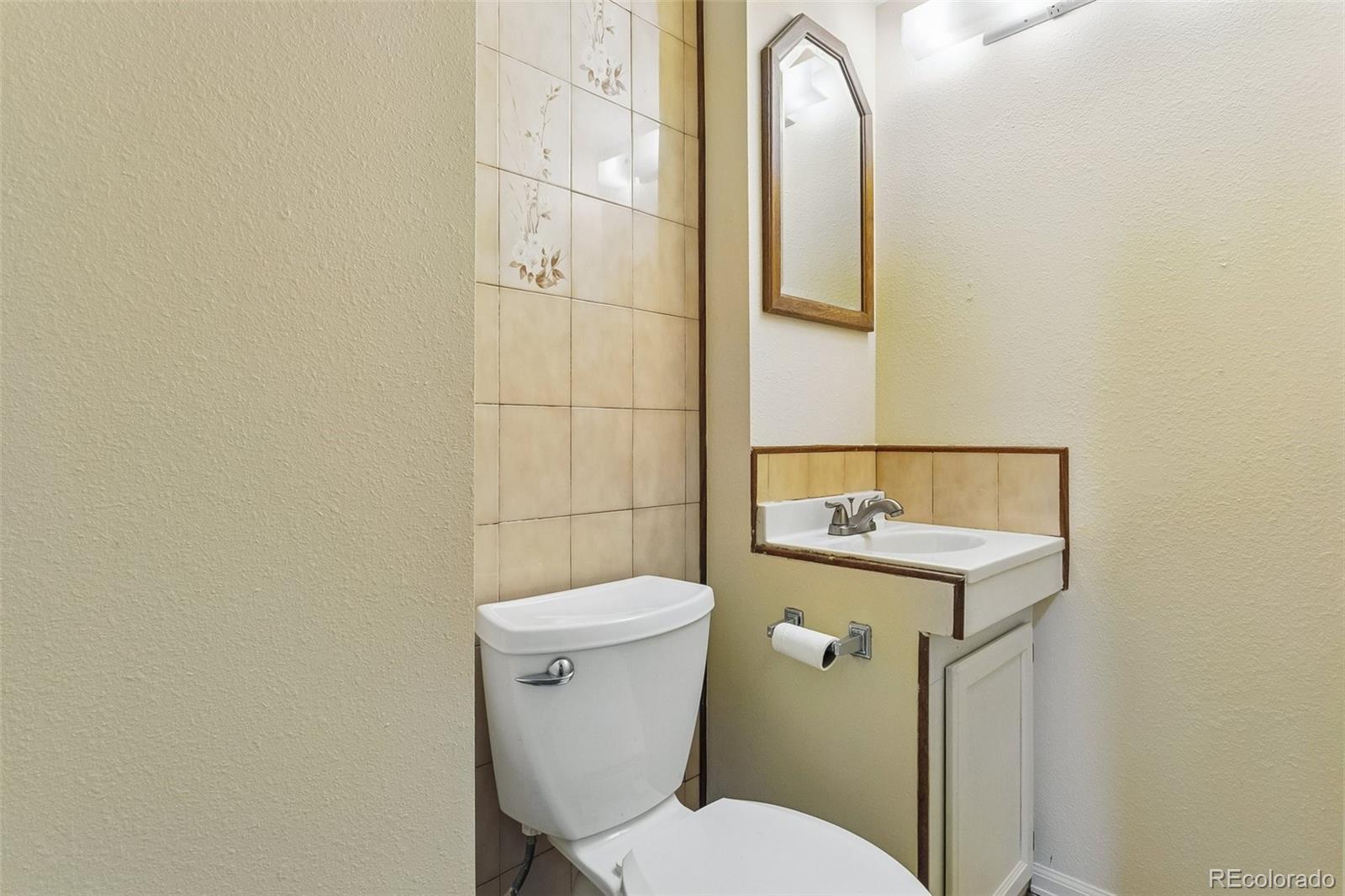 MLS Image #25 for 7474 e arkansas avenue,denver, Colorado