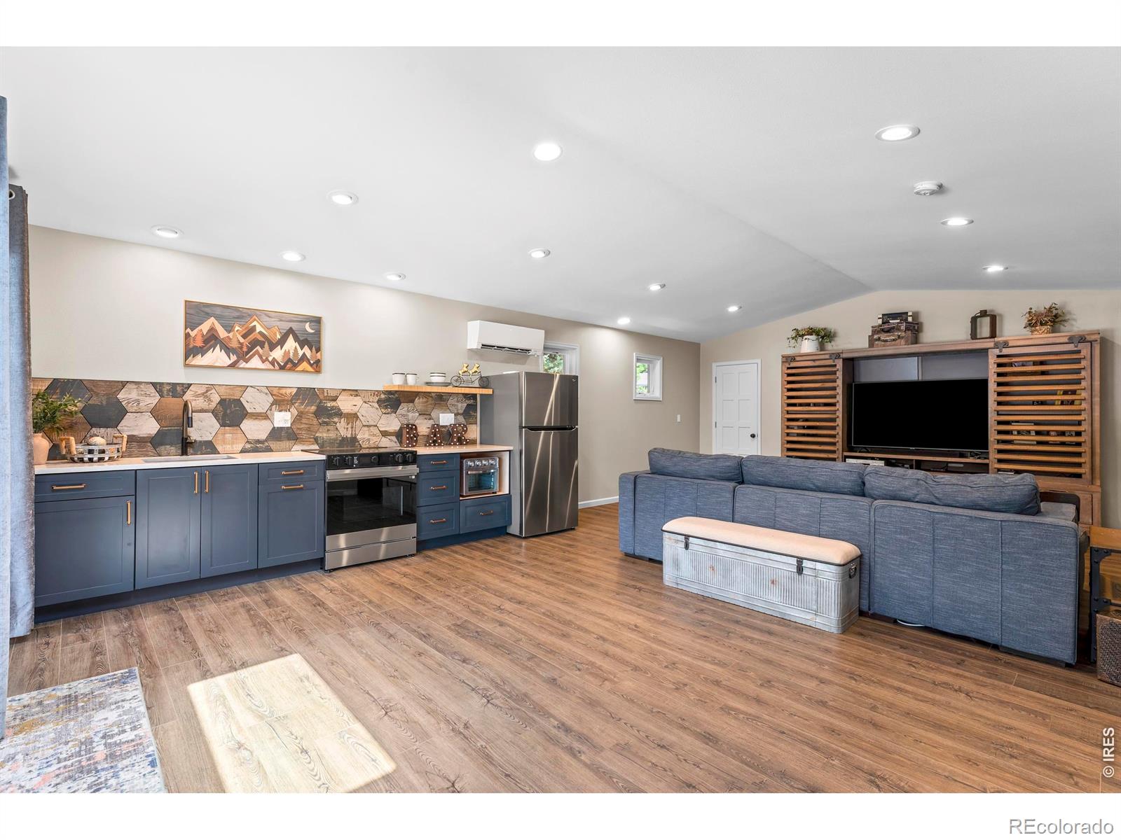 MLS Image #17 for 1331  bellaire street,broomfield, Colorado
