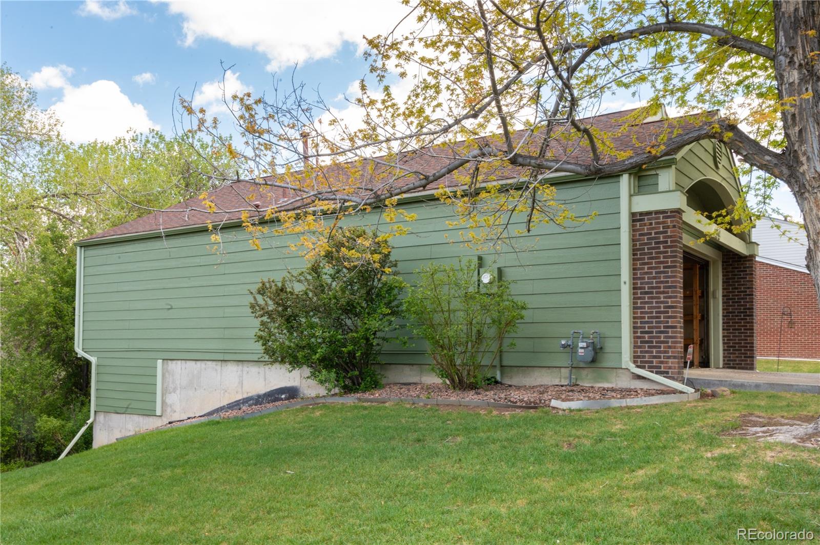 MLS Image #2 for 439 w jamison circle,littleton, Colorado