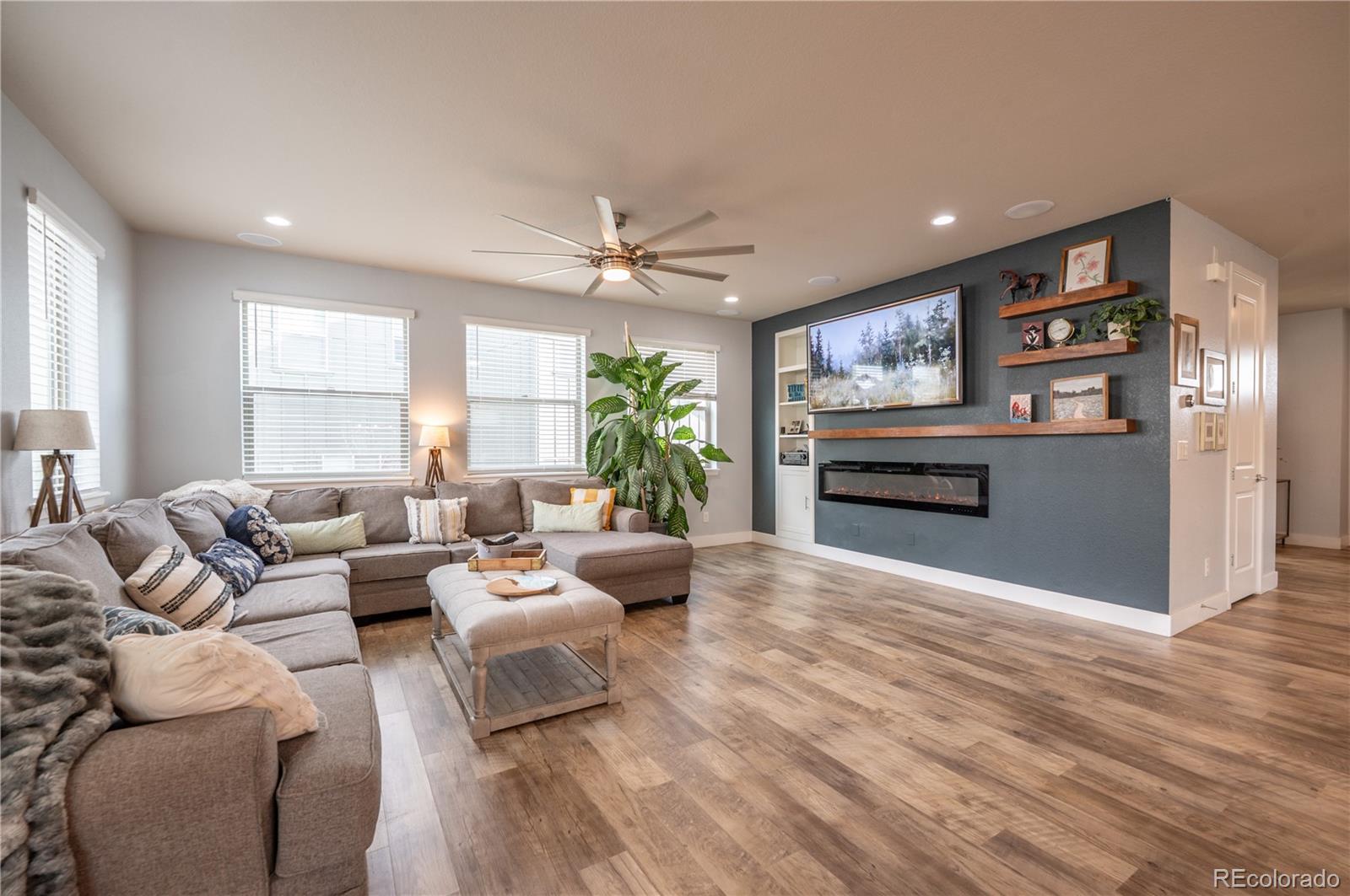 MLS Image #6 for 4593  colorado river drive,longmont, Colorado