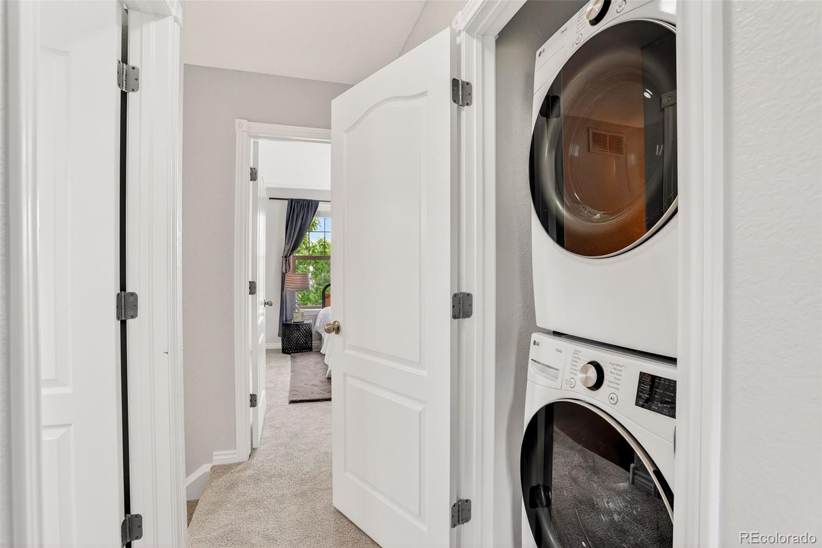MLS Image #19 for 10580 e 28th place,denver, Colorado
