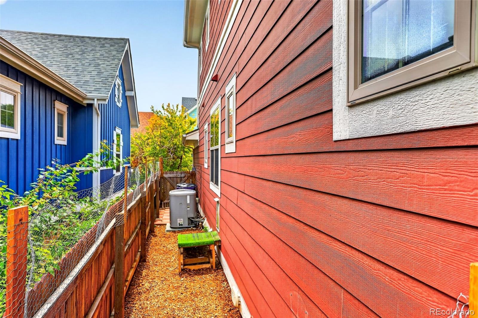 MLS Image #31 for 10580 e 28th place,denver, Colorado