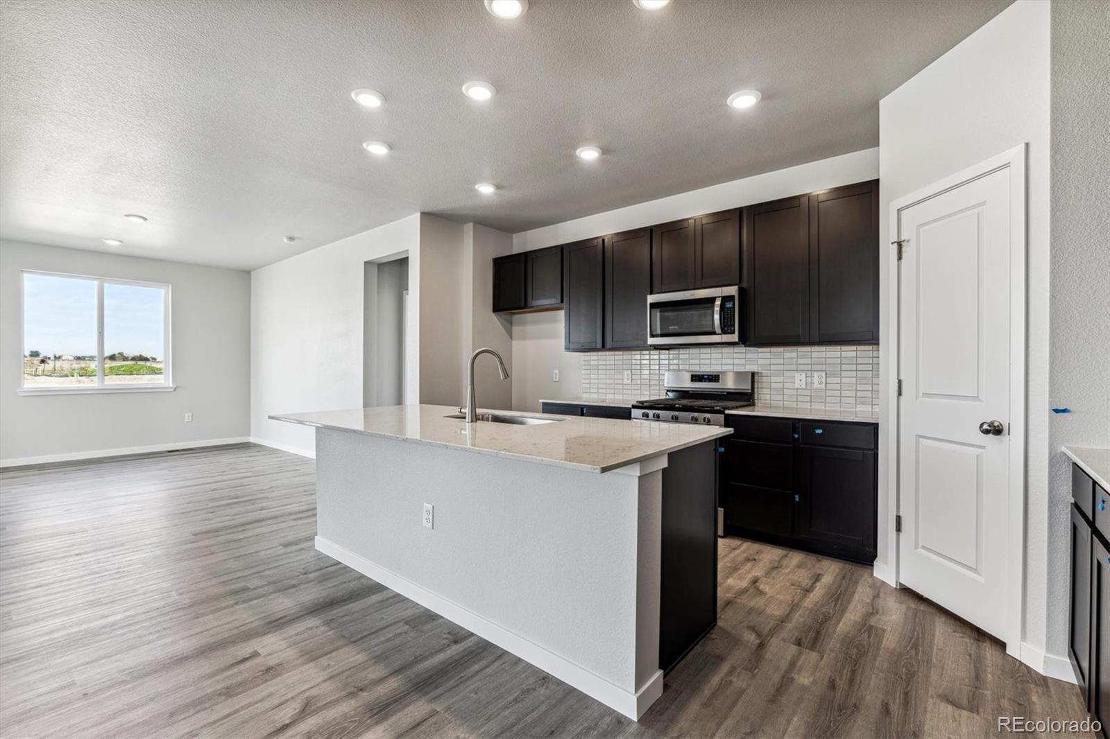 MLS Image #9 for 178  colorado river avenue,brighton, Colorado