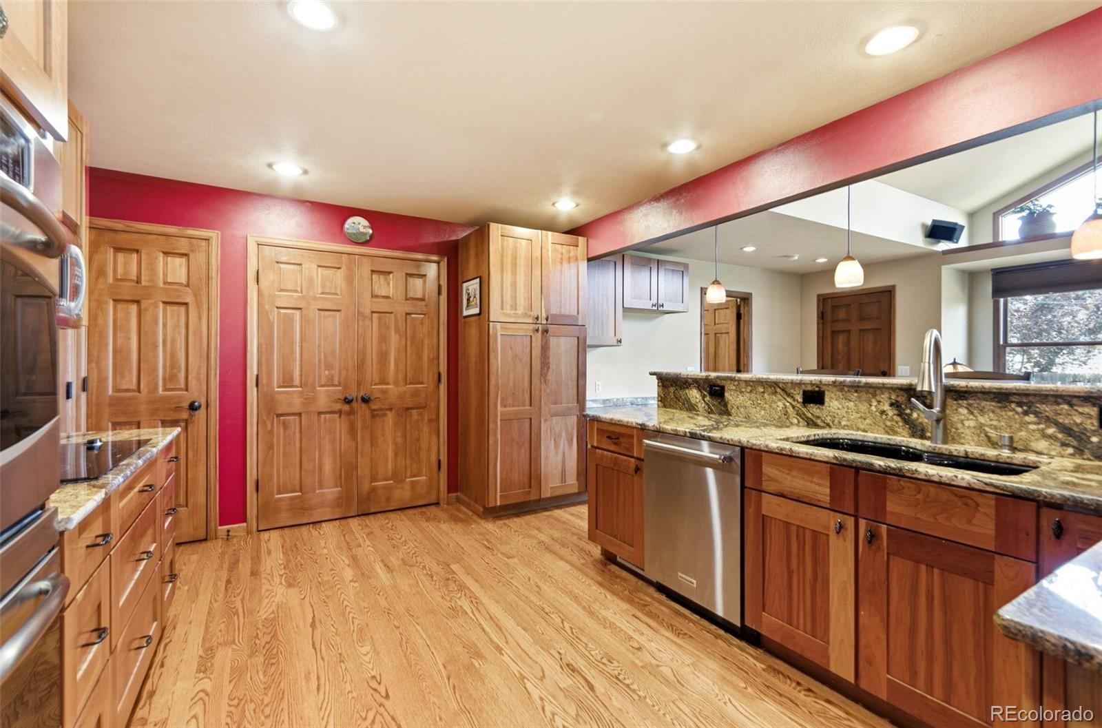 MLS Image #10 for 3226 s ash street,denver, Colorado