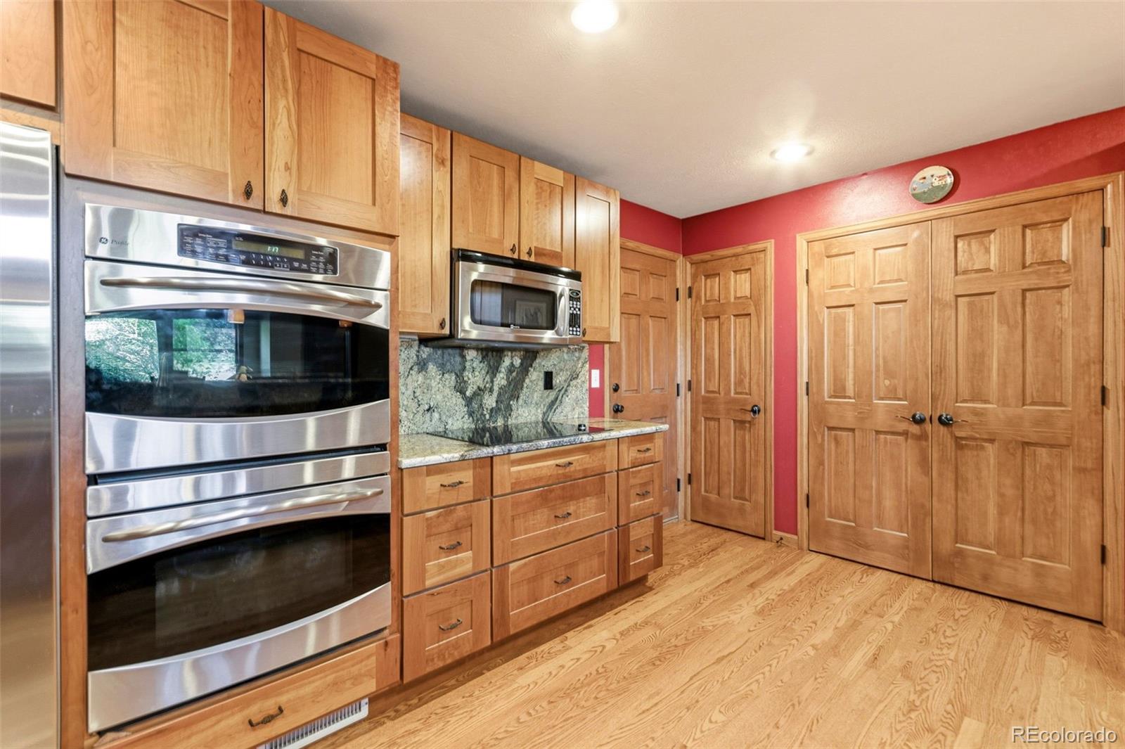 MLS Image #11 for 3226 s ash street,denver, Colorado