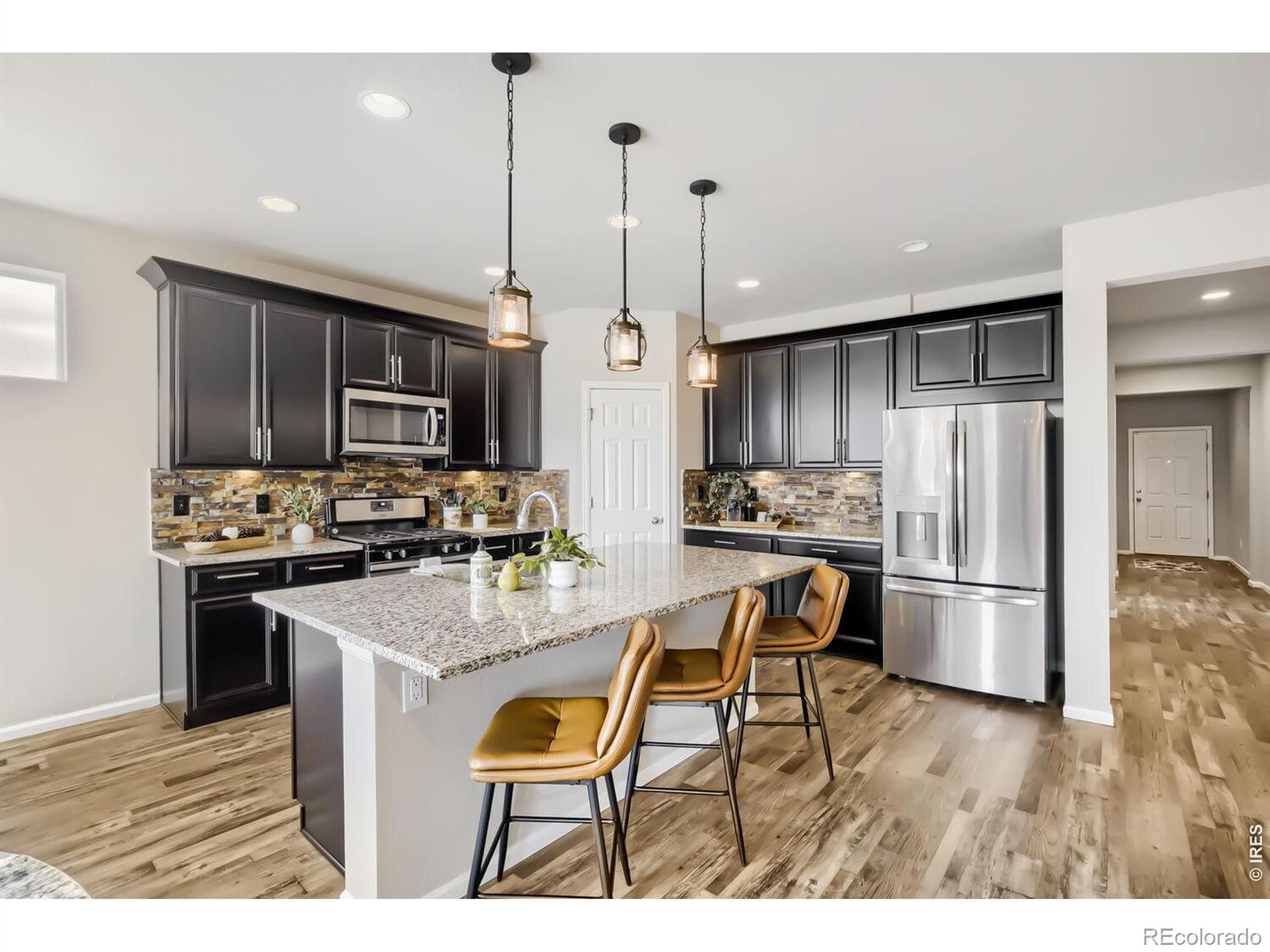 MLS Image #3 for 5107  odessa lake street,timnath, Colorado