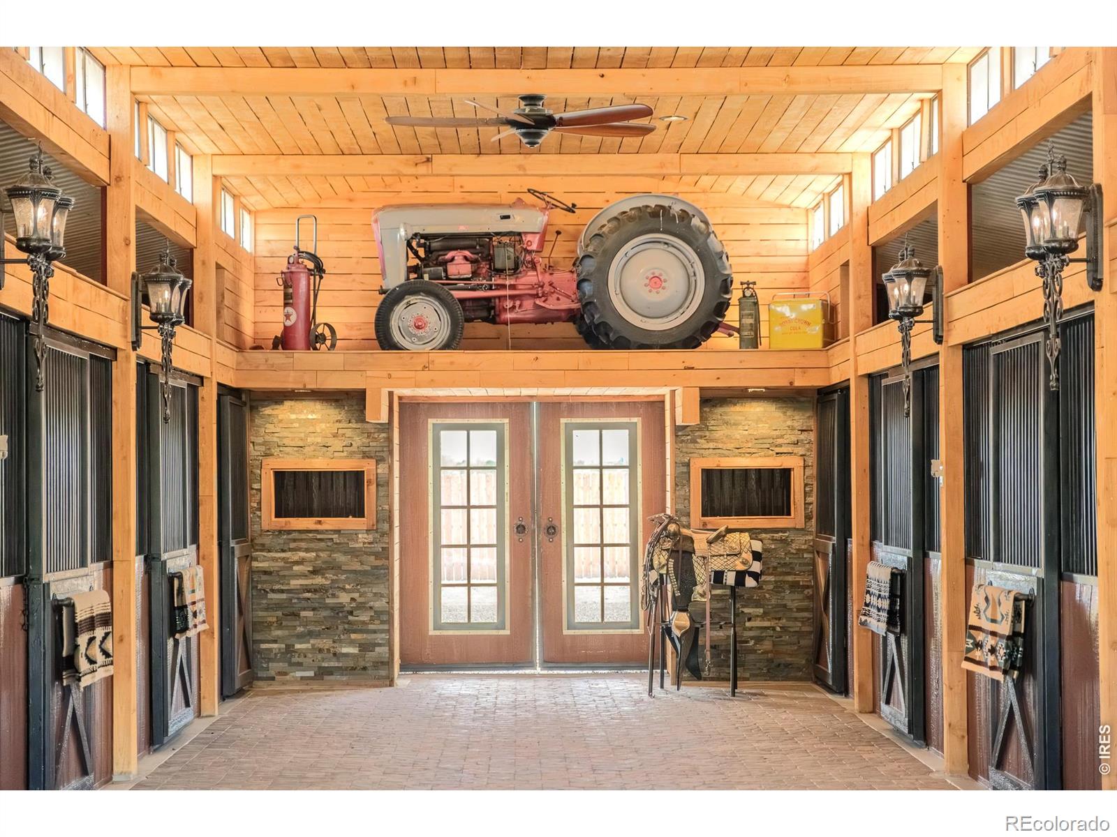 MLS Image #25 for 9816  county road 7 road,longmont, Colorado