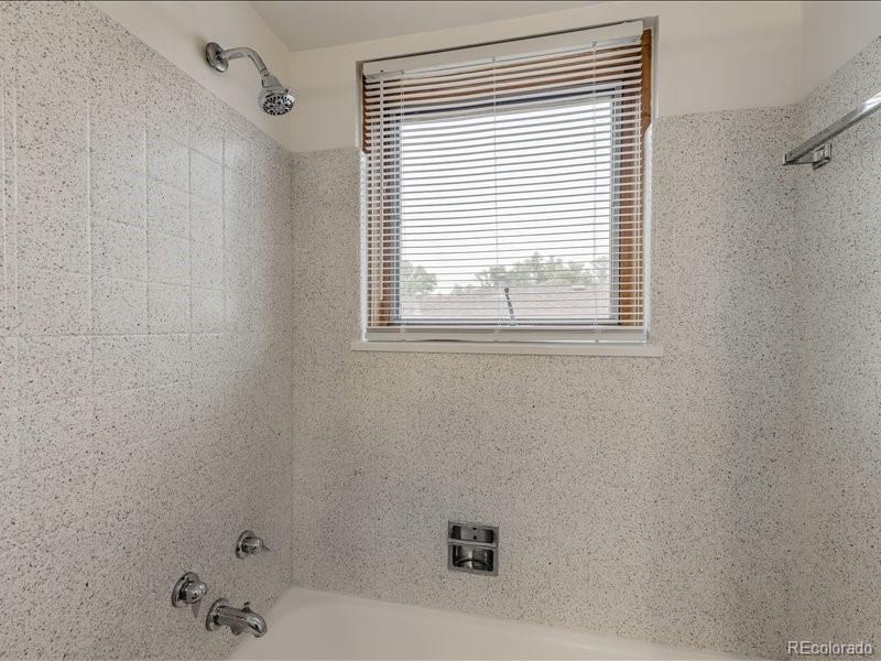 MLS Image #19 for 2047 s milwaukee street 3,denver, Colorado