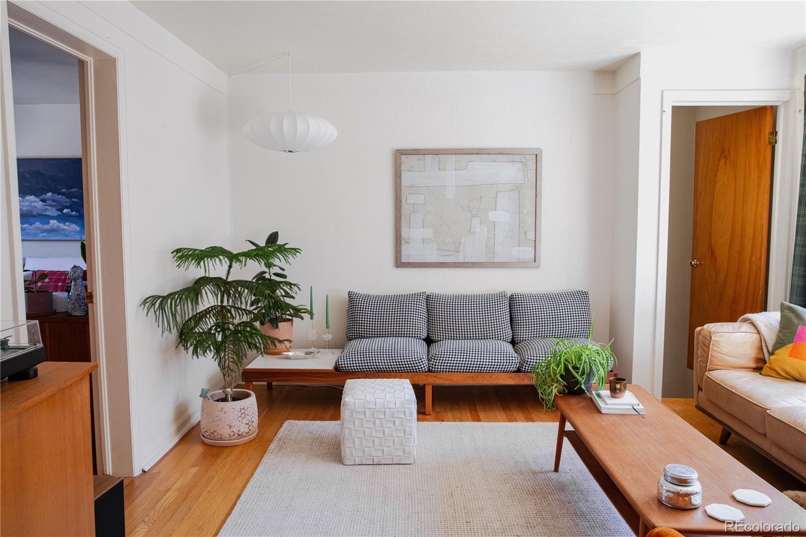 MLS Image #5 for 2047 s milwaukee street 3,denver, Colorado
