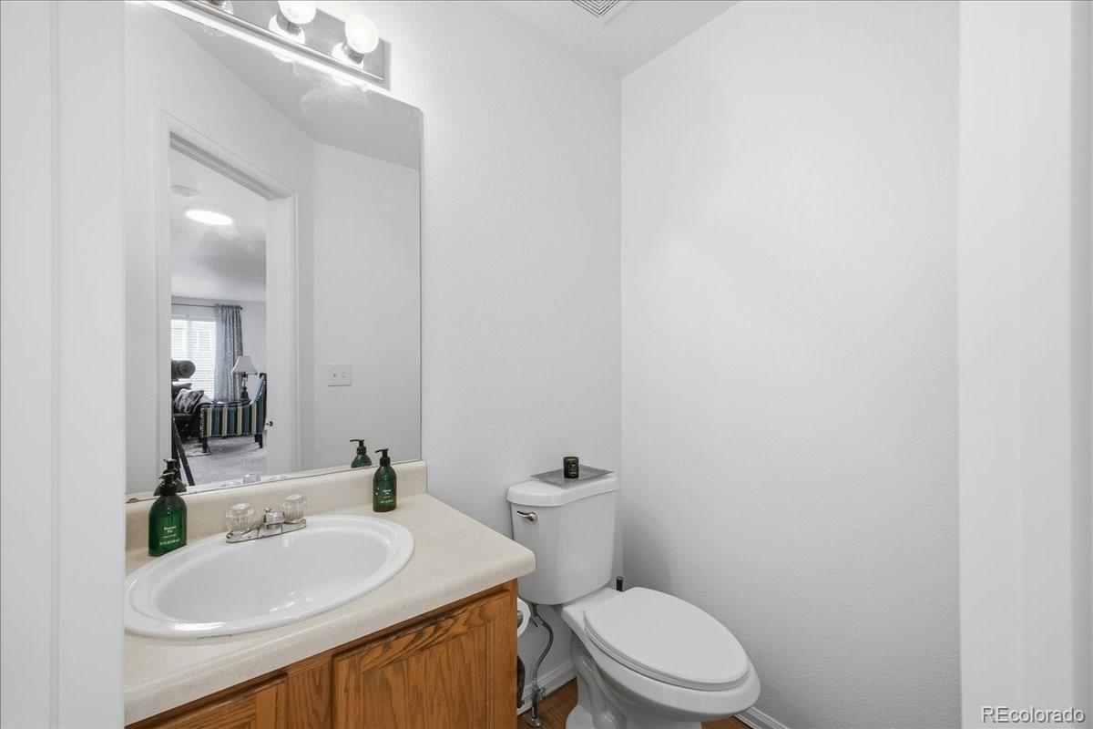 MLS Image #13 for 14363 e 47th drive,denver, Colorado