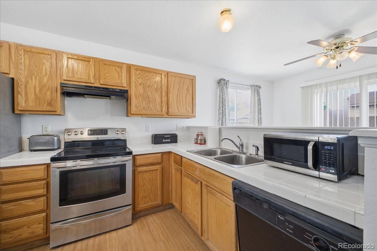 MLS Image #3 for 14363 e 47th drive,denver, Colorado