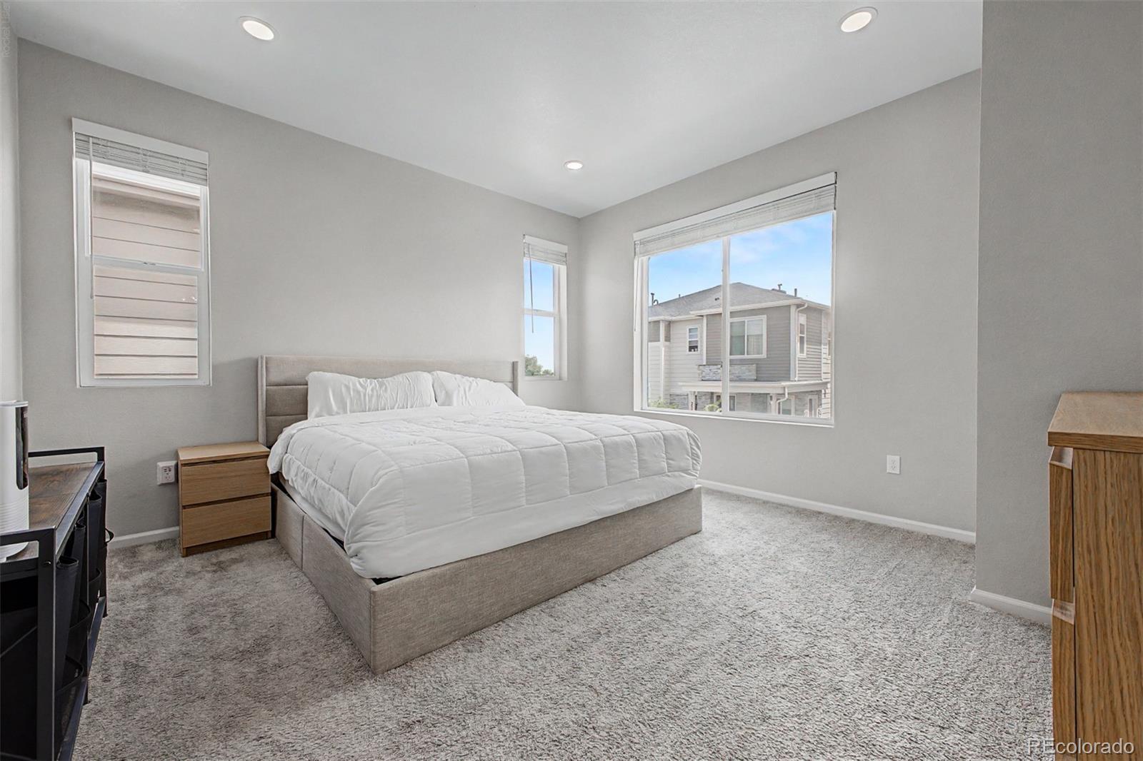 MLS Image #14 for 23543 e 5th drive ,aurora, Colorado