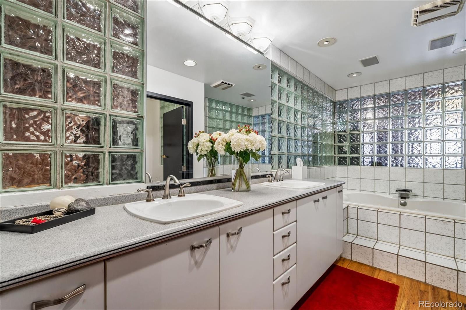 MLS Image #11 for 1450  wynkoop street,denver, Colorado