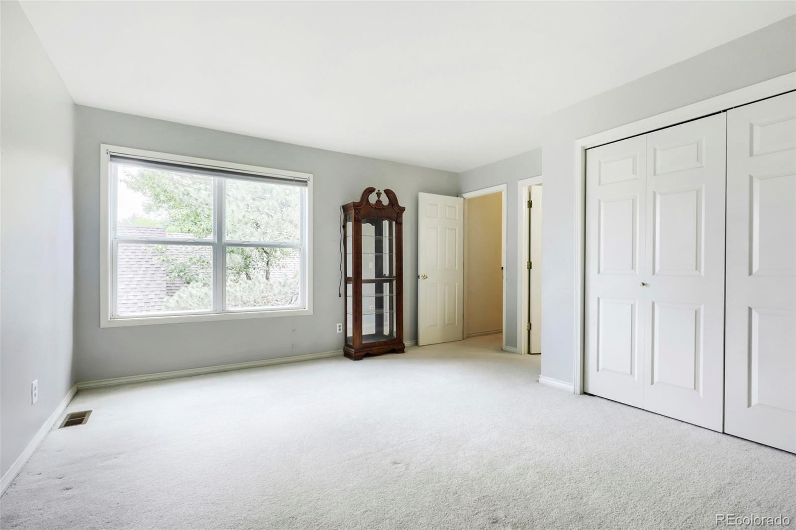 MLS Image #15 for 10000 e yale avenue,denver, Colorado
