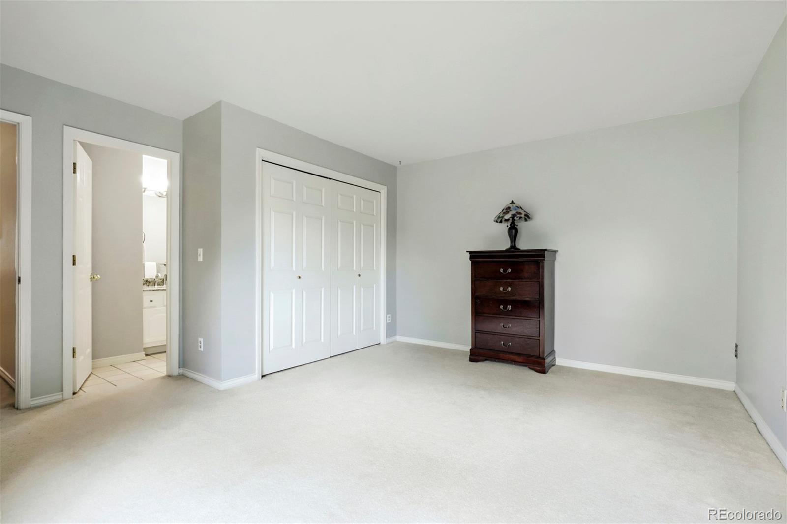 MLS Image #16 for 10000 e yale avenue,denver, Colorado