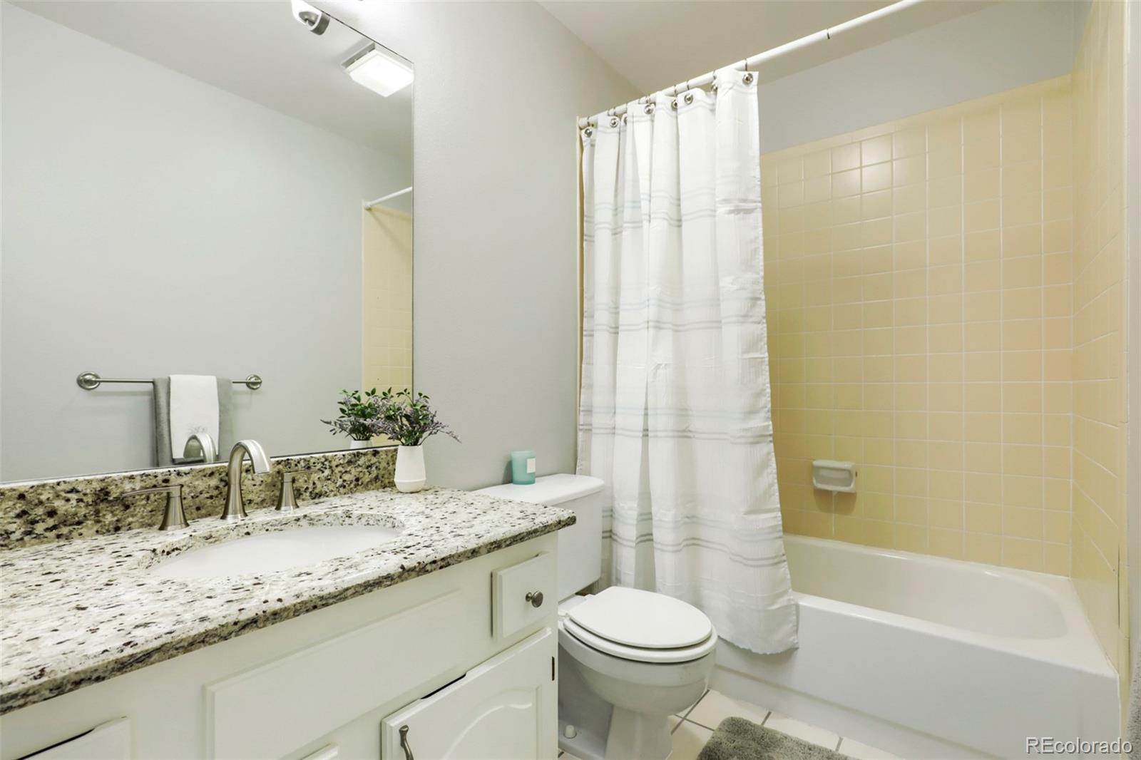 MLS Image #17 for 10000 e yale avenue,denver, Colorado