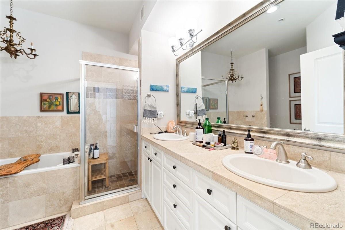 MLS Image #7 for 2500 e cherry creek south drive,denver, Colorado