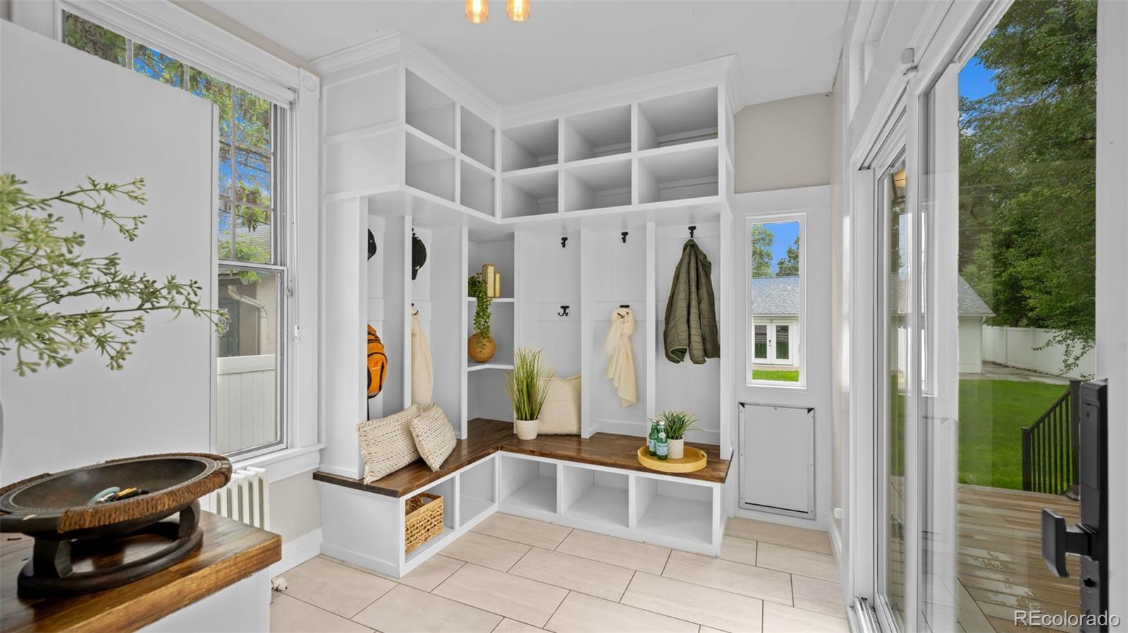 MLS Image #14 for 1527 n nevada avenue,colorado springs, Colorado
