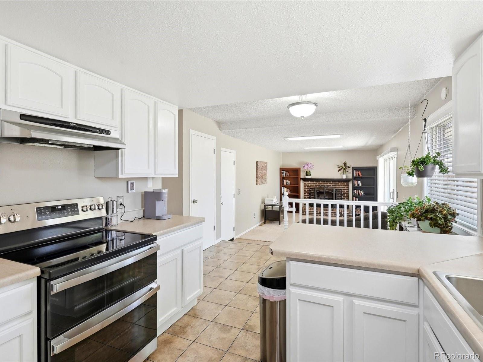 MLS Image #5 for 4391 s estes street,littleton, Colorado